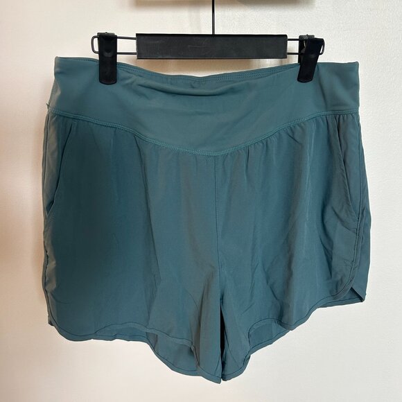 HALARA Breezeful Casual Shorts - Picture 4 of 5